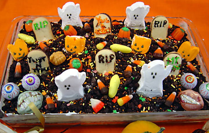 Graveyard cake, orange background