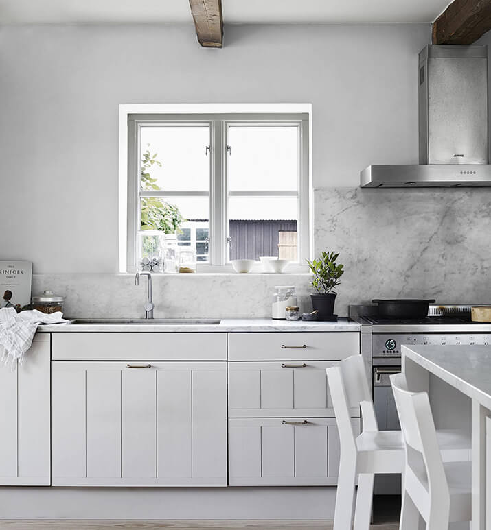 Natural Marble Kitchen Backsplash 