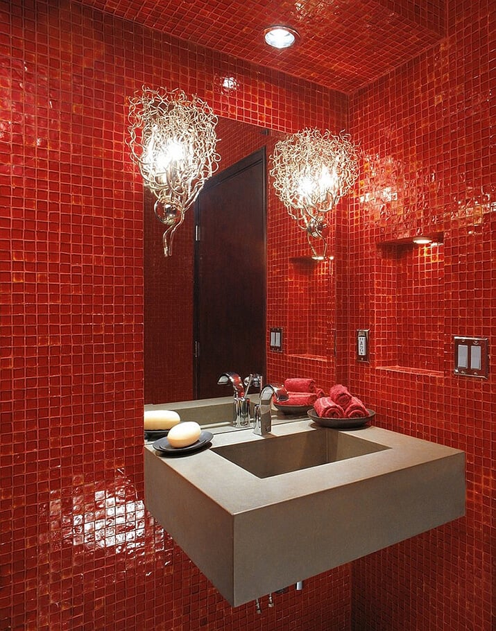 tjenestemænd Forbigående planer 11 Red Bathroom Ideas For The Fearlessly Bold
