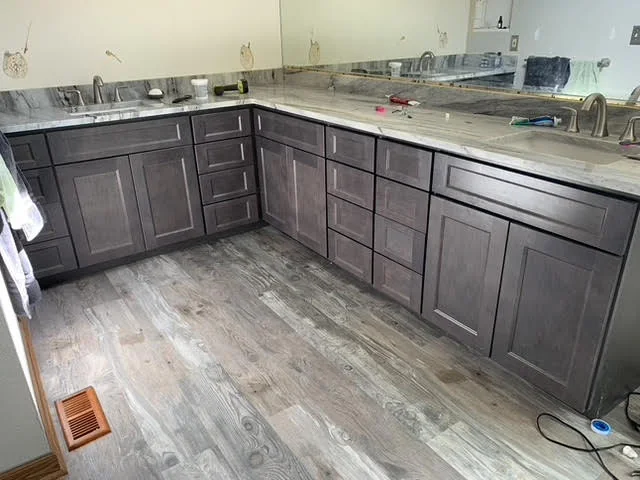 Broadway Gray assembled kitchen cabinets