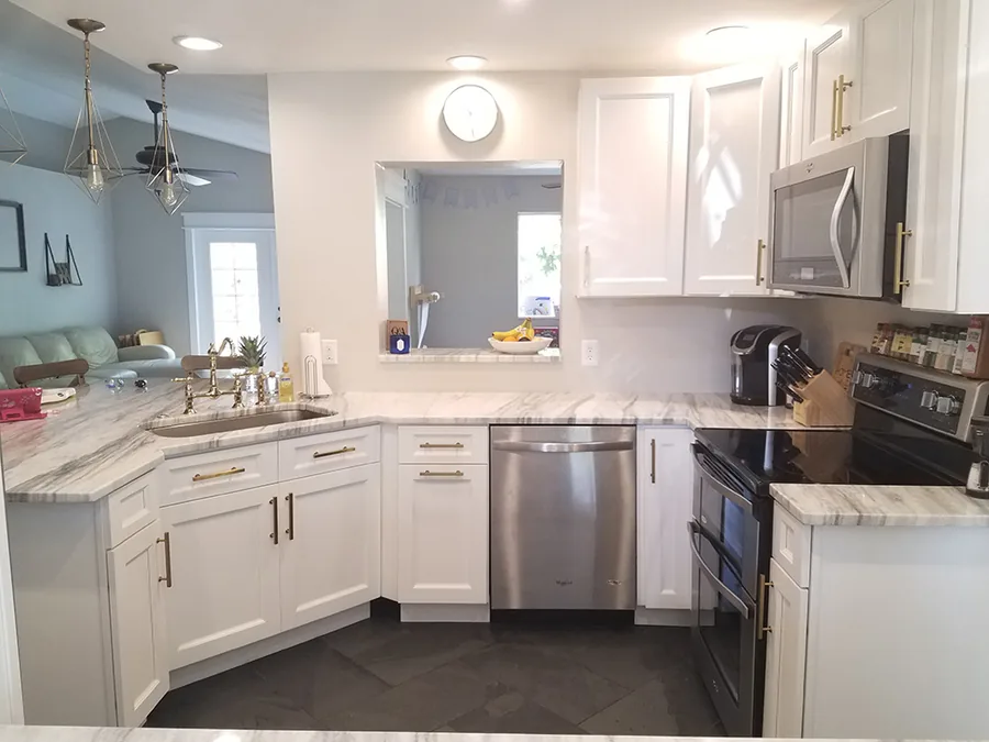 Thompson White assembled kitchen cabinets