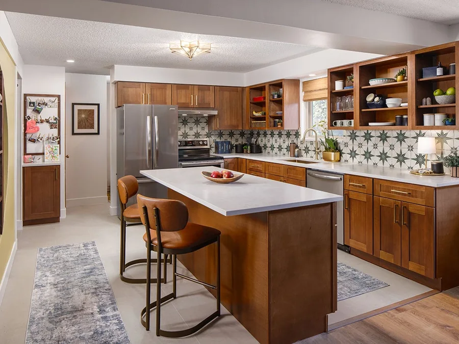 Woodland Brown Shaker kitchen cabinets