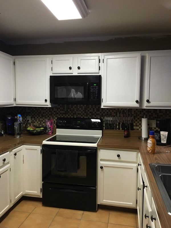 David B.’s kitchen before new cabinets