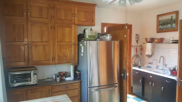 Marcus L.’s kitchen before new cabinets