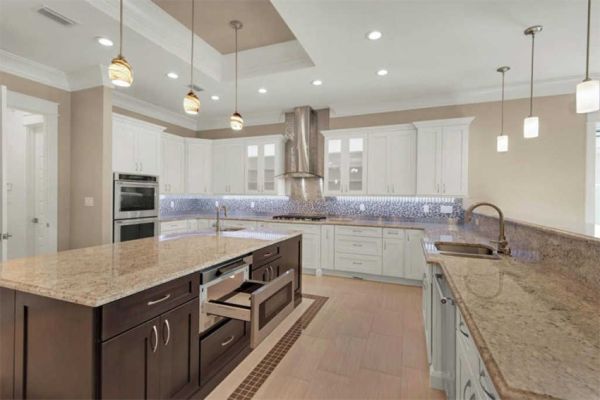 Ice White Shaker cabinets, photo 96