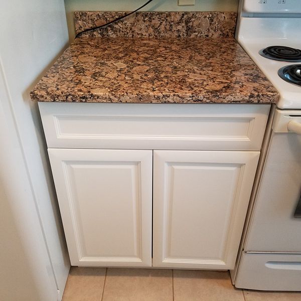 Lexington White cabinets, photo 10