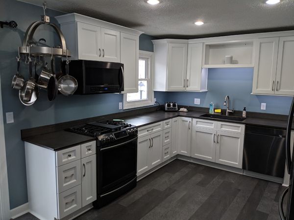 Thompson White cabinets, photo 5