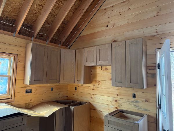 Homestead Oak cabinets, photo 7