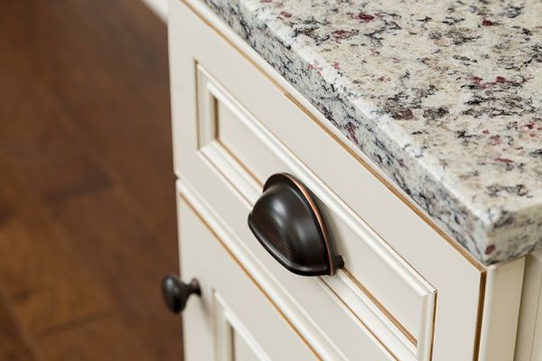 York Antique White cabinets, photo 14