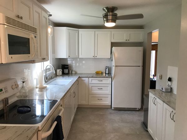 Thompson White cabinets, photo 10