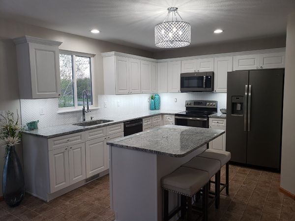 Tahoe White cabinets, photo 11