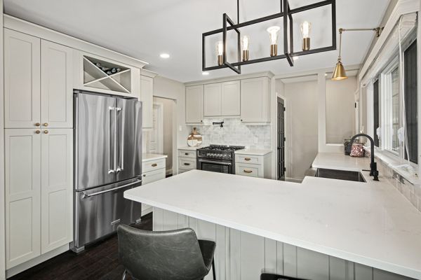 Shaker Light Gray cabinets, photo 13