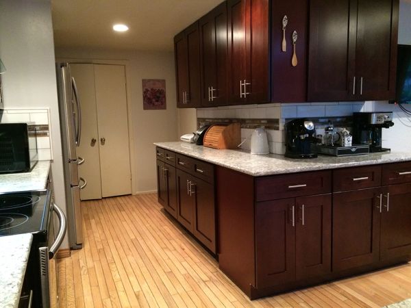 Mocha Shaker cabinets, photo 53