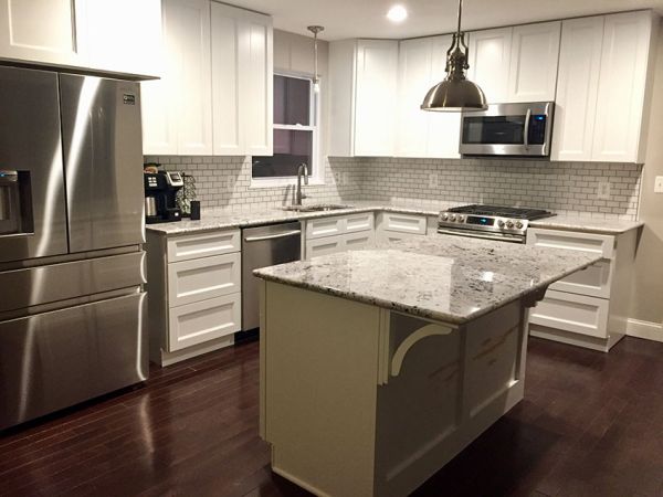 Thompson White cabinets, photo 2