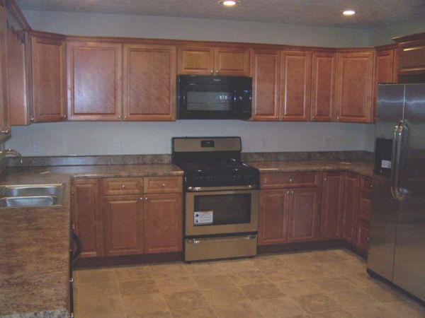 Spice Maple cabinets, photo 6
