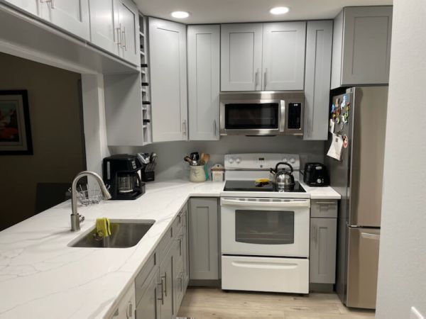 Lait Gray cabinets, photo 4