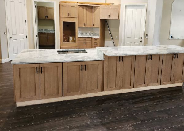 Homestead Oak cabinets, photo 6