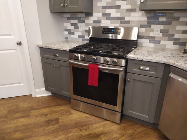 Midtown Gray cabinets, photo 20