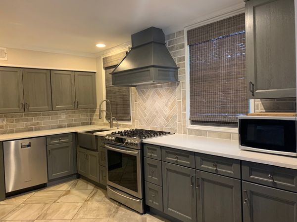 Midtown Gray cabinets, photo 17