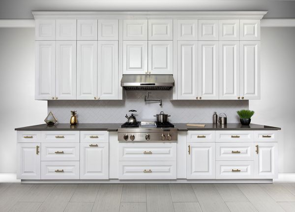 Classic White cabinets, photo 1