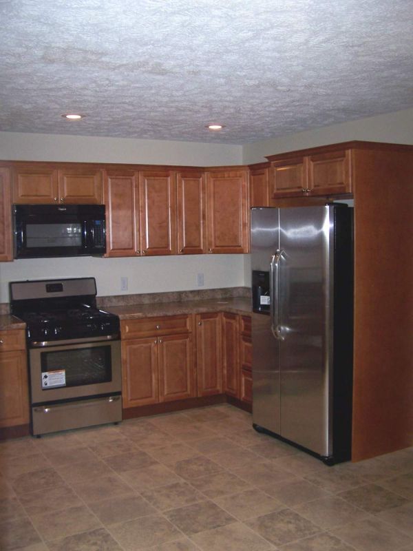 Spice Maple cabinets, photo 9
