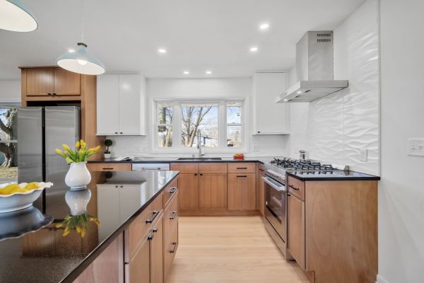 Petit White cabinets, photo 16