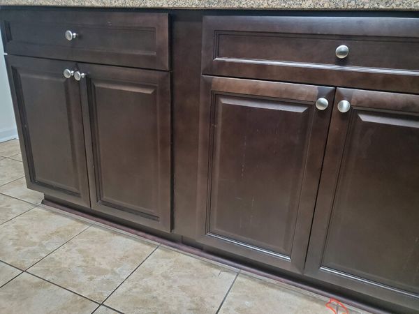 Espresso cabinets, photo 67