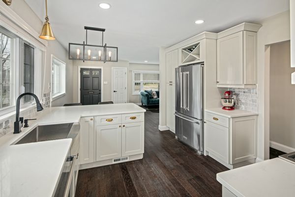 Shaker Light Gray cabinets, photo 14