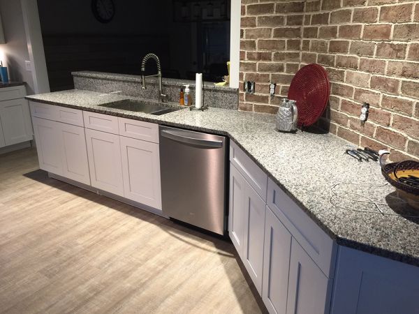 Ice White Shaker cabinets, photo 158