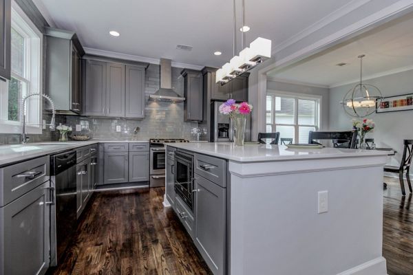 Shaker Gray cabinets, photo 2