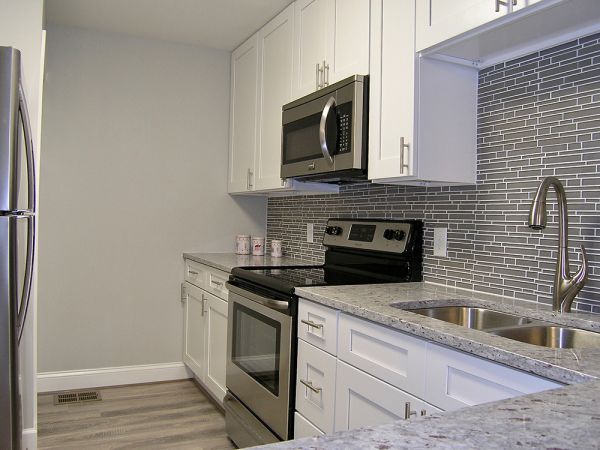 Ice White Shaker cabinets, photo 152