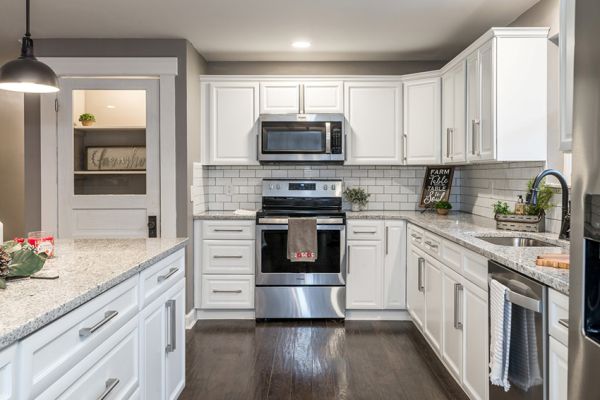 Lexington White cabinets, photo 14