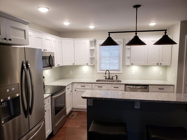 Ice White Shaker cabinets, photo 93
