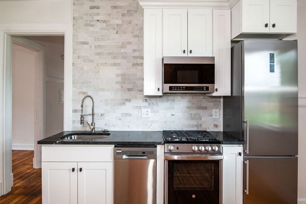Madison White cabinets, photo 3
