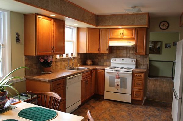 Spice Maple cabinets, photo 10