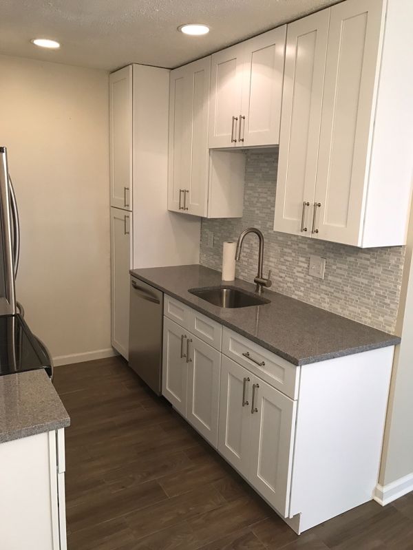 Ice White Shaker cabinets, photo 79