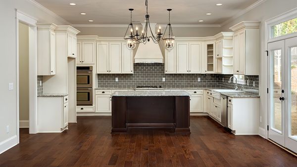 York Antique White cabinets, photo 13