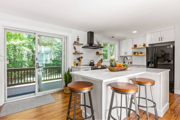 Ice White Shaker cabinets, photo 26