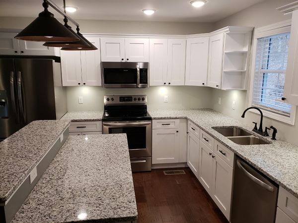 Ice White Shaker cabinets, photo 95