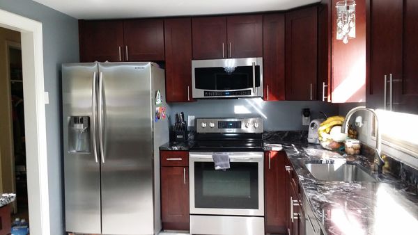 Mocha Shaker cabinets, photo 46