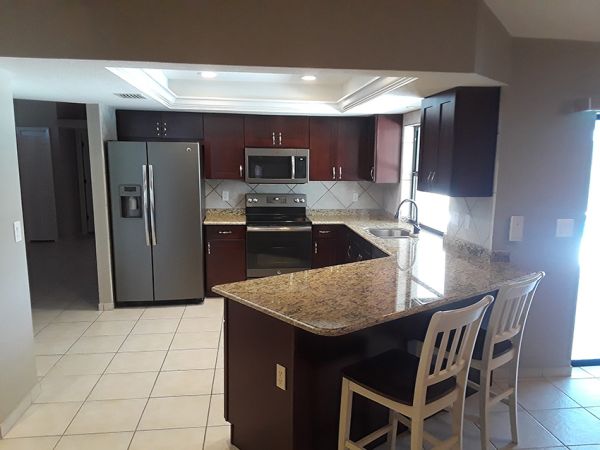Mocha Shaker cabinets, photo 60