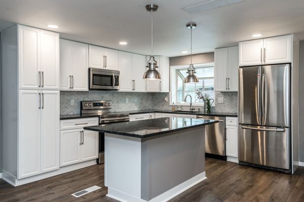 Lexington White cabinets, photo 17
