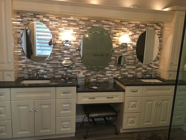 Coastal Cream cabinets, photo 31