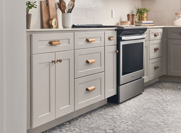 Bowery Pewter cabinets, photo 2