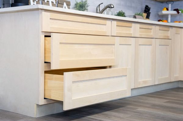 Versa Shaker cabinets, photo 5