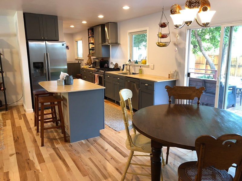 A finished kitchen in Storm Gray