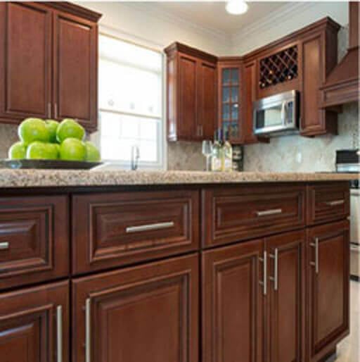 Traditional Kitchen Cabinets