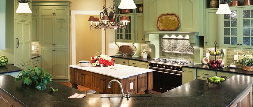 https://cdn.kitchencabinetkings.com/media/siege/green-kitchen-cabinet/warm-green-kitchen-cabinets-shade.jpg