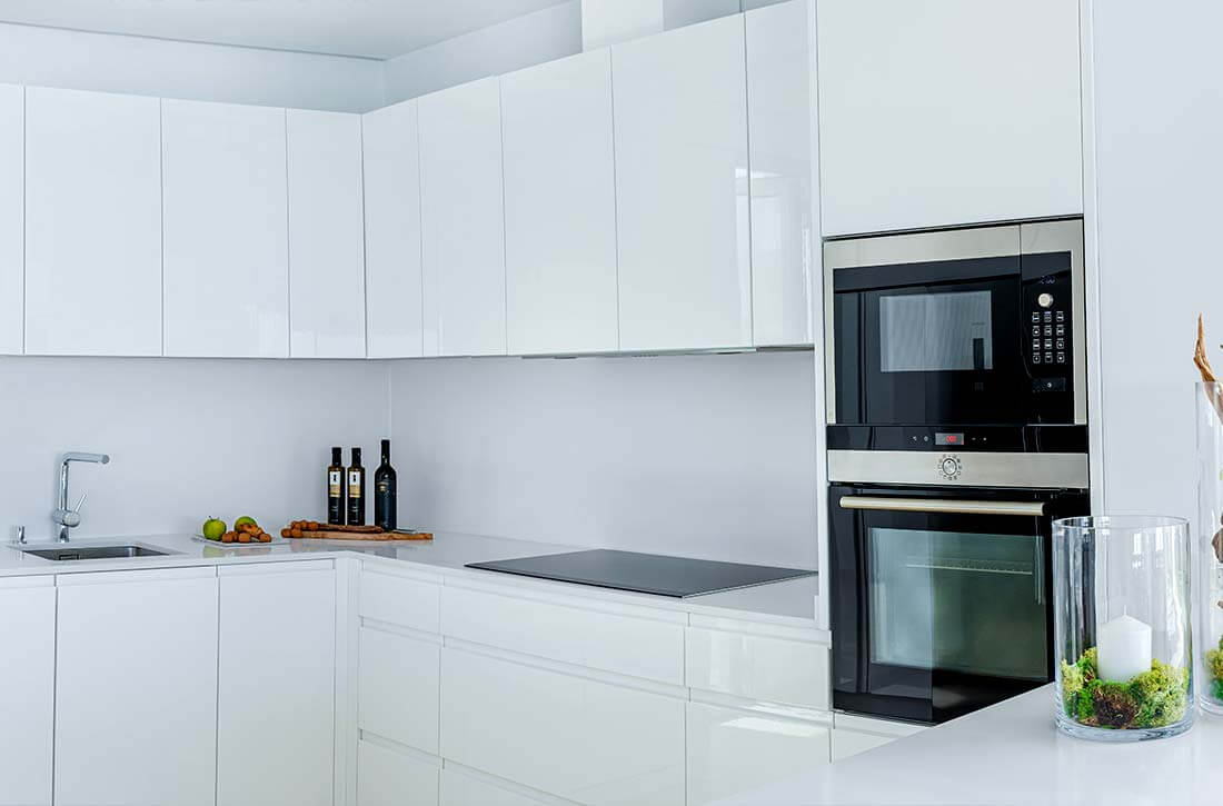 Monochromatic white kitchen.