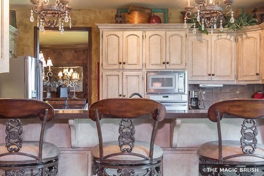 White vintage painted kitchen cabinets